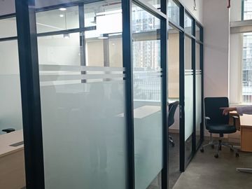 Sewa Kantor 209 m2 Full Furnish di Menara Rajawali Mega Kuningan