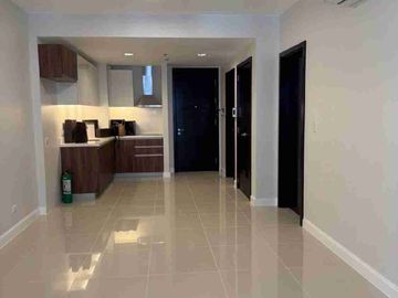 ONE BEDROOM CONDO WITH PARKING FOR RENT IN ARBOR LANES, ARCA SOUTH TAGUIG