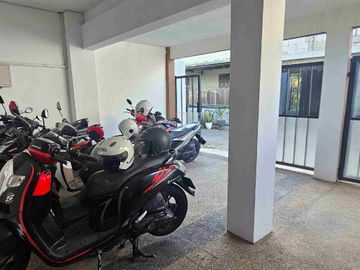 kos aktif kamar 15 semua kamar mandi dalam di mertojoyo merjosari arah dinoyo dekat ke semua kampus besar malang kondisi aktif