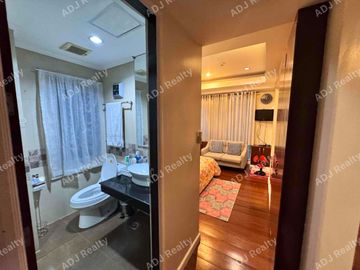 Sapphire residences BGC 4BR unit