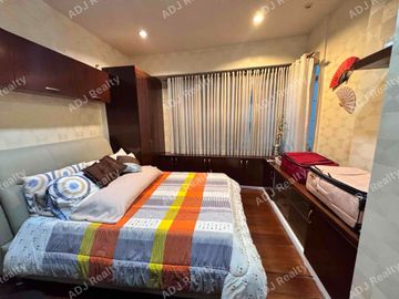 Sapphire residences BGC 4BR unit