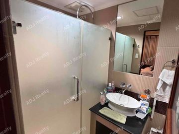 Sapphire residences BGC 4BR unit