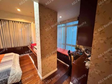 Sapphire residences BGC 4BR unit