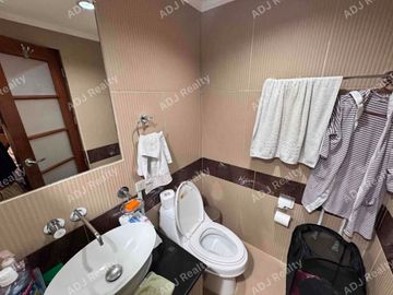 Sapphire residences BGC 4BR unit