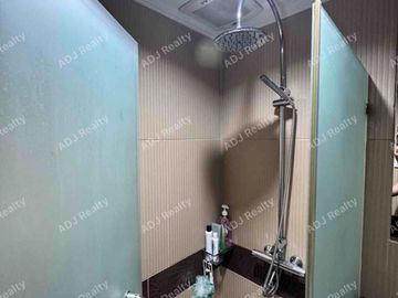 Sapphire residences BGC 4BR unit