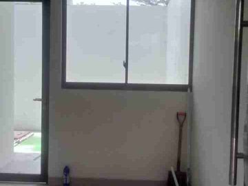 Murah nih rumah 2 lantai Cluster Shinano Cakung Jakarta Timur  jual cepat siap huni