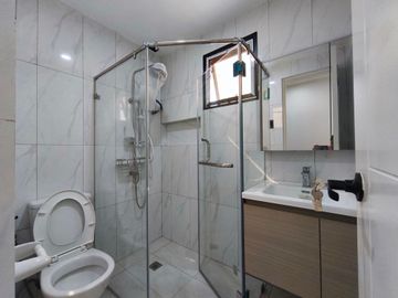 Mayamot Antipolo For Sale 3 Storey Townhouse 3 Bedrooms near Hillside Centre RG
