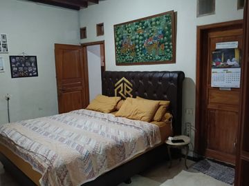 Rumah Bagus Siap Huni Lokasi Strategis Area Arcamanik Cisaranten Dkt Antapani Bandung