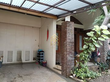 Rumah Bagus Siap Huni Lokasi Strategis Area Arcamanik Cisaranten Dkt Antapani Bandung