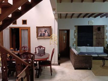Rumah Bagus Siap Huni Lokasi Strategis Area Arcamanik Cisaranten Dkt Antapani Bandung