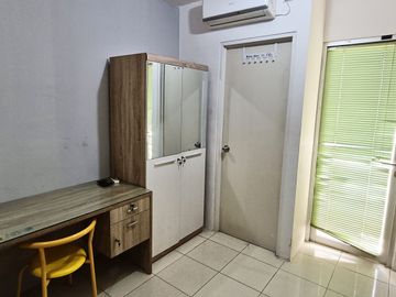 SEWA STUDIO FURNIS MINIMALIS APARTEMEN EDUCITY