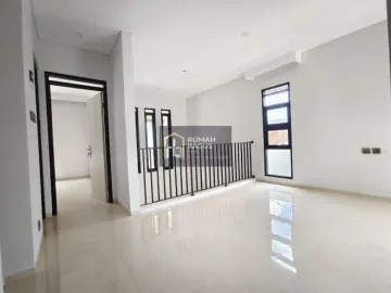 Rumah Baru Modern Tropical Area Antapani Bandung Kota Lokasi Dkt ke Arcamanik