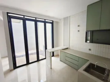Rumah Baru Modern Tropical Area Antapani Bandung Kota Lokasi Dkt ke Arcamanik