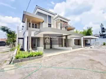 Rumah Baru Modern Tropical Area Antapani Bandung Kota Lokasi Dkt ke Arcamanik