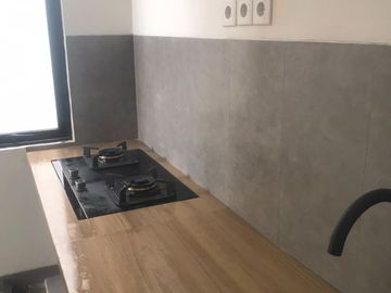 Disewakan Murah Rumah Sudah ada Kitchen set dan AC di Citra Garden serpong