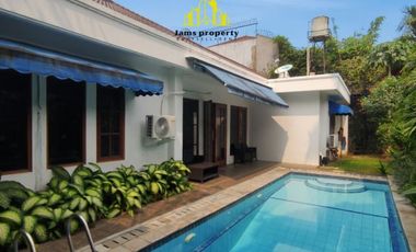 Disewakan Rumah Private Pool 5 Br Luas 600 M2 Kemang Timur Jakarta Selatan