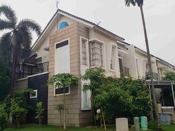 DIJUAL MURAH RUMAH HOEK FLUORITE GADING SERPONG