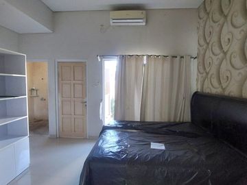 Disewakan & Dijual Rumah 2 lantai Semi Furnished di Rawamangun