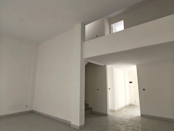 DIJUAL RUMAH DI KOMPLEK JEWEL PARK JALAN STARBAN