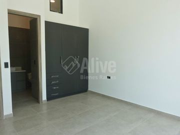 Casa de venta por estrenar en Checa