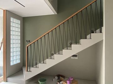 DIJUAL RUMAH MODERN BARU 3 LANTAI – PONDOK BAMBU JAKARTA TIMUR