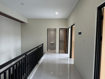 Rumah Baru 2 Lantai Di Arcamanik Akses Jalan Lebar SHM