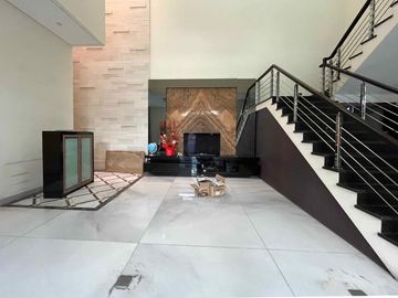 Rumah Pakuwon Indah The Mansion Granada dkt citraland dan graha family