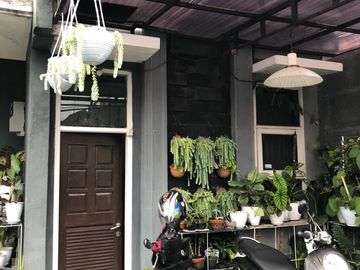 Dijual Rumah + Kost di Jl. Cikaso Cibeunying Kidul Kota Bandung Bagus Murah Nyaman Siap Huni Lokasi Strategis Belakang Jalan Raya Supratman