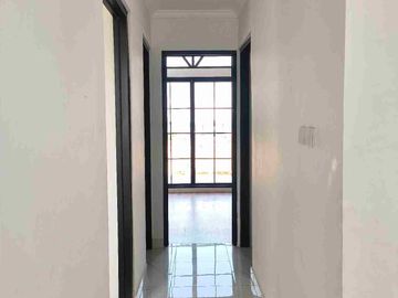 Dijual Rumah 2LT Brand New Modern Classic European Lebar 6m² Cicilan Mulai 7Jt-an