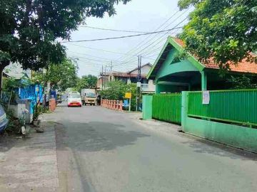Dijual via lelang RUMAH JL.SEMAMPIR SELATAN 1-A Kel. Medokan Semampir kec. Sukolilo SURABAYA,