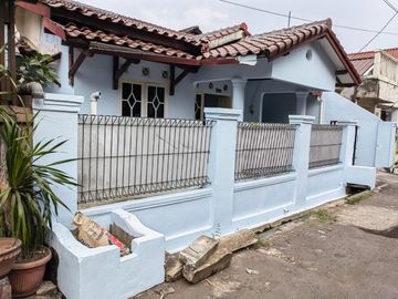 Dijual Rumah 1 Lantai SHM Komplek Antilope Jatiwaringin Bekasi