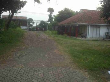 Dijual murah tanah di Cimanggis 6,5 jt per Meter ( nego)  hanya 5 menit ke pintu tol Cimanggis- Jagorawi Leuwi nanggung
