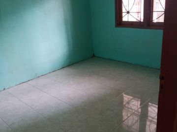 Dijual Rumah 2 Lantai Strategis di Bulevar Hijau Bekasi