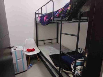 rumah 3 lantai full furnished 4,5x10 full water heater