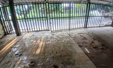 Disewakan Ruang Usaha Pinggir Jalan Utama Ramai Dan Hidup 24 Jam Full Di Rawa Lumbu. Kota Bekasi