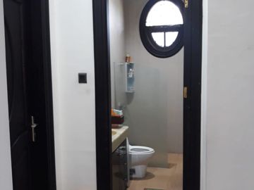 Rumah Mewah Classic Siap Huni di Graha Famili, Surabaya Barat