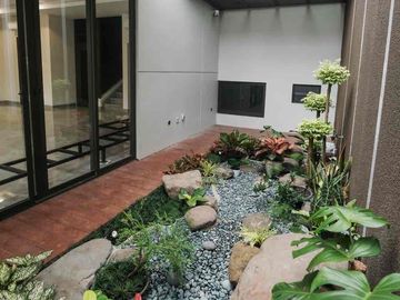 Dijual Cepat Rumah Cluster Heron The Springs Summarecon Gading Serpong Besar Mewah Posisi Hook Sudah Renov