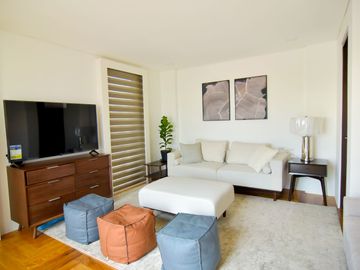 For Sale! Cubao Highend Townhouse with Amenities 42M -AJCH