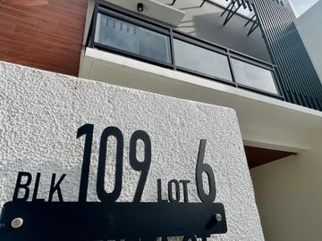3-Storey Single Detached with Roof deck at Katarungan Village (Araneta)
