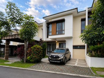 Dijual Rumah Mewah 2 Lantai di Citra Sentul dengan Furnis Ssr1128