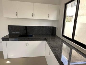 Single Detached House and Lot for Sale in Tangub Bacolod City-MD
