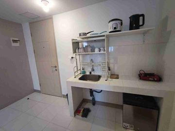 2bedroom semi furnished termurah Tokyo pik2