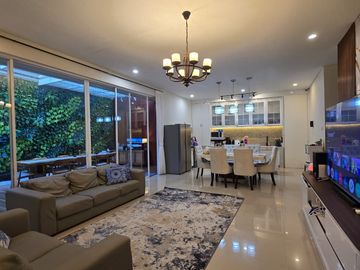 Rumah Mewah Full Furnished Komplek Artis Green Andara Residence, Pangkalan Jati,  Depok