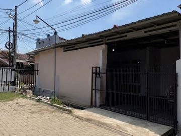 Jual Rumah Luas Plus Kios di Harapan Indah Bekasi Lokasi Ramai dan Bernilai Investasi