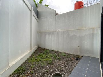 Cinere dekat graha cinere rumah brand new dalam cluster besar