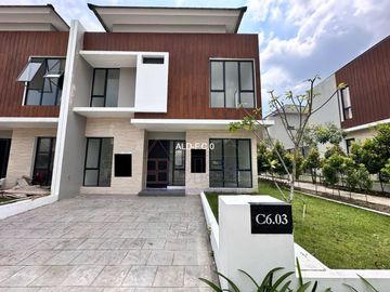 Rumah 2 Lantai Citraland Megah Batam Centre