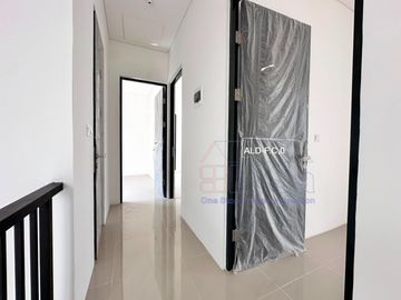 Rumah 2 Lantai Citraland Megah Batam Centre
