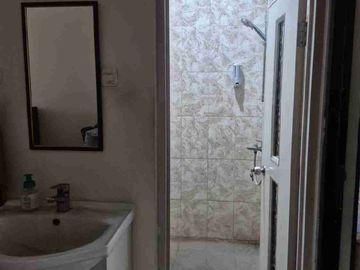Rumah 2 Lantai 4 KT Dekat Puri Indah & Tol JORR, Tangerang