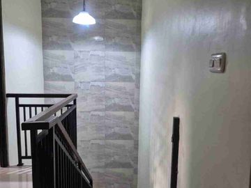Rumah 2 Lantai 4 KT Dekat Puri Indah & Tol JORR, Tangerang