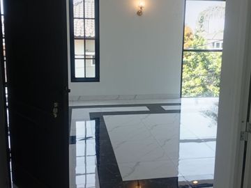 598. Dijual Rumah Mewah 2 Lantai M. Kahfi 1 Jakarta Selatan Dekat Tol Brigif Andara & TB Simatupang